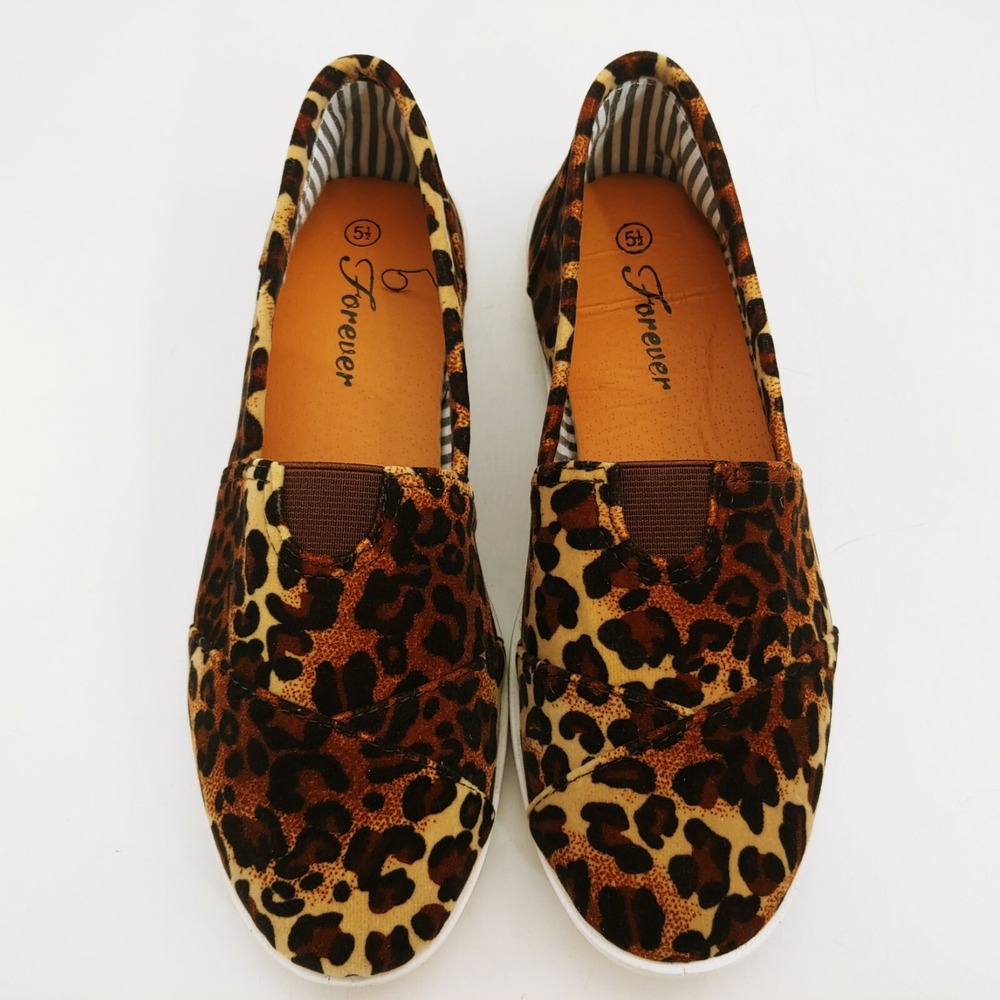 Forever Shoes Womens Murphy 23 Loafer Flat Cap Toe Slip On Leopard Brown 5.5 New